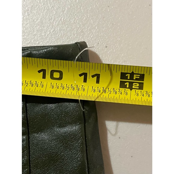 Tinseltown Juniors Green Faux Leather Front Ponte Leggings - Picture 5 of 6